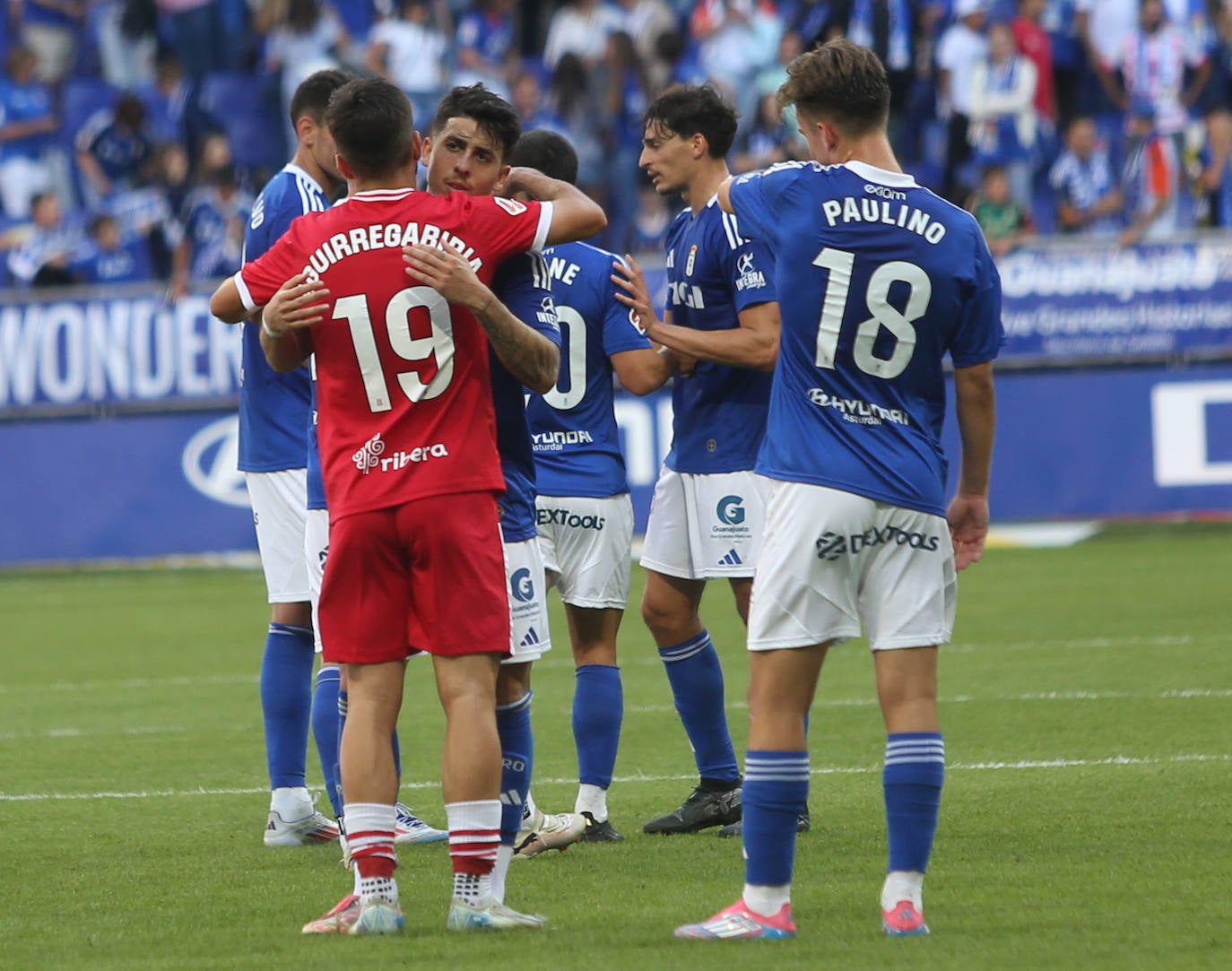 Las imágenes que deja el partido entre el Real Oviedo y el Cartagena