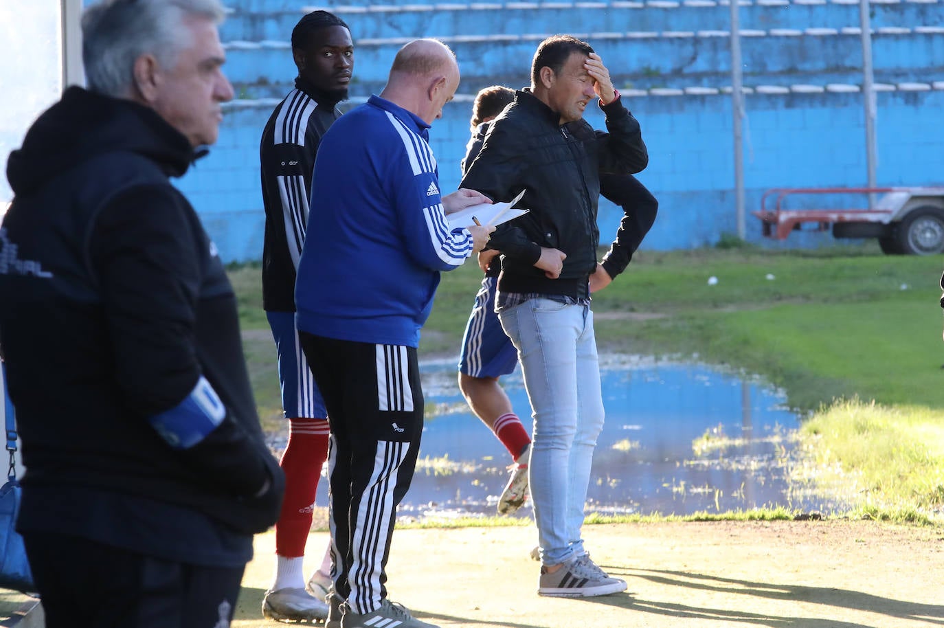 Las imágenes que deja el partido entre el Real Avilés y el Llanera