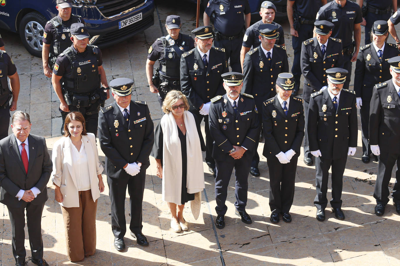 La Policía Nacional recibe la medalla de oro de Oviedo