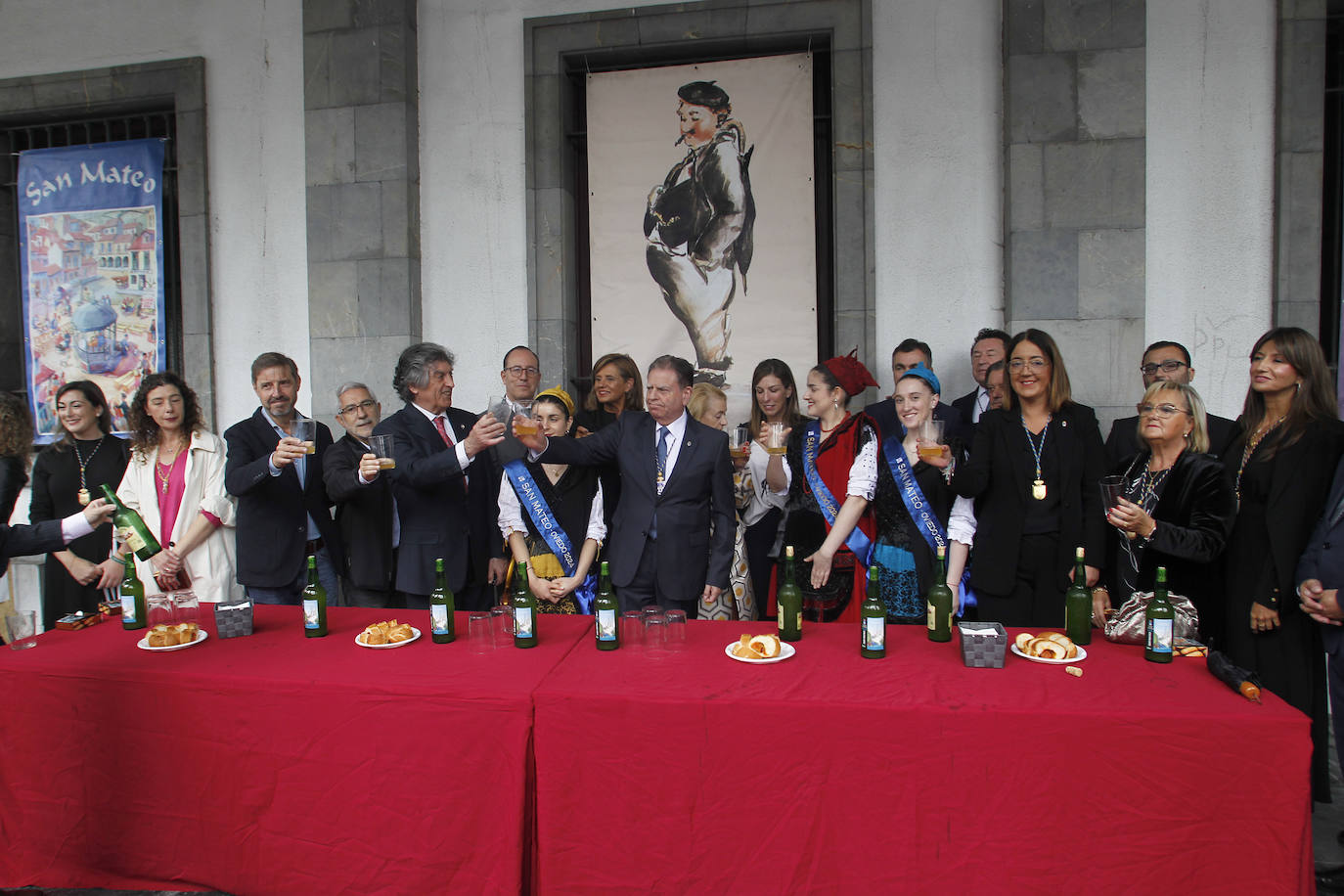 Reparto del bollo en Oviedo