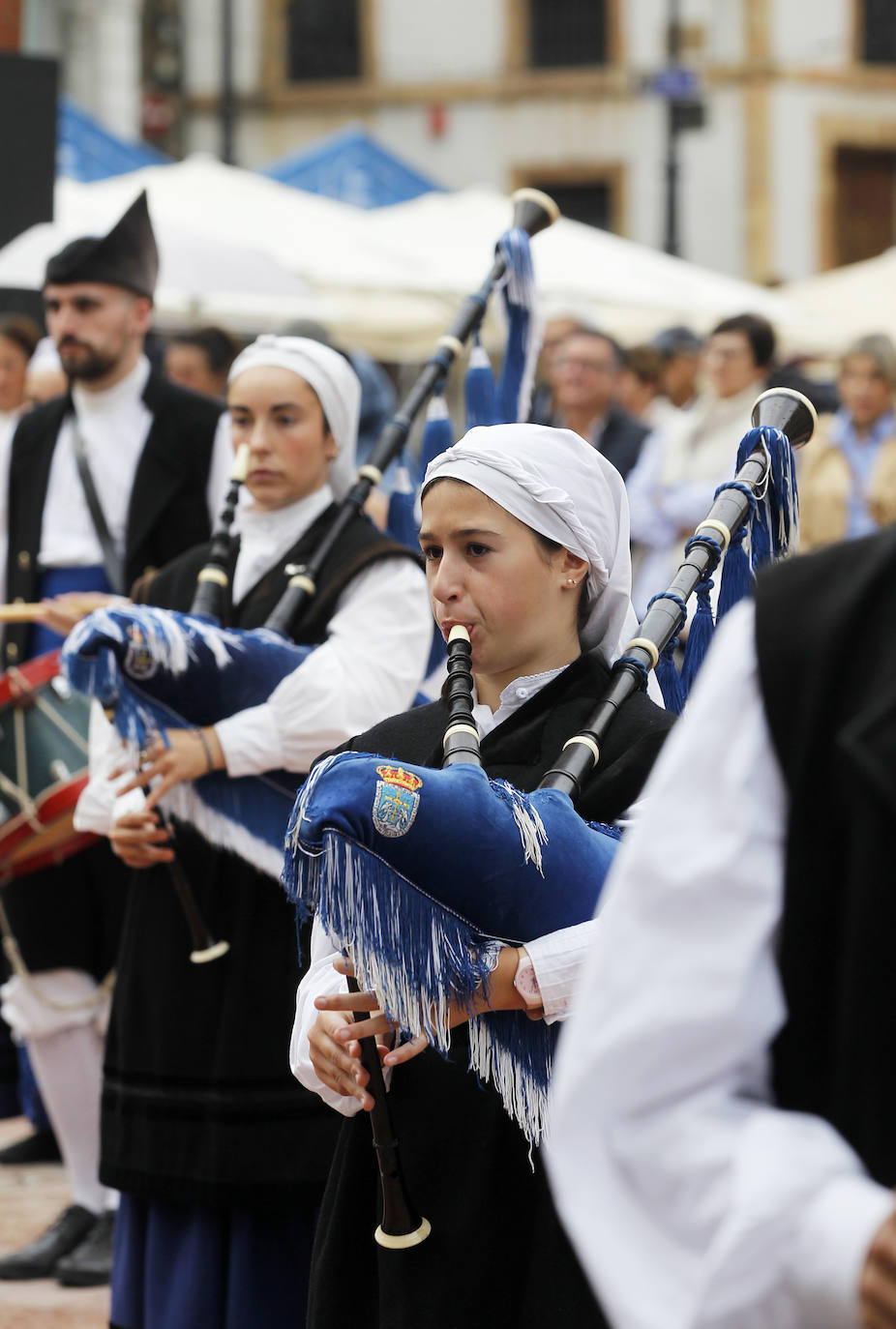 Reparto del bollo en Oviedo