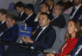 Guillermo Peláez y Ángela Pumariega en la jornada inaugural del Congreso de Mediadores 2024, en el recinto ferial.