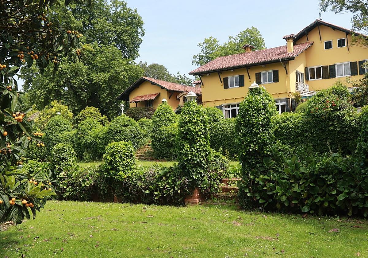 Terrenos privados de La Isla, con su casona centenaria.