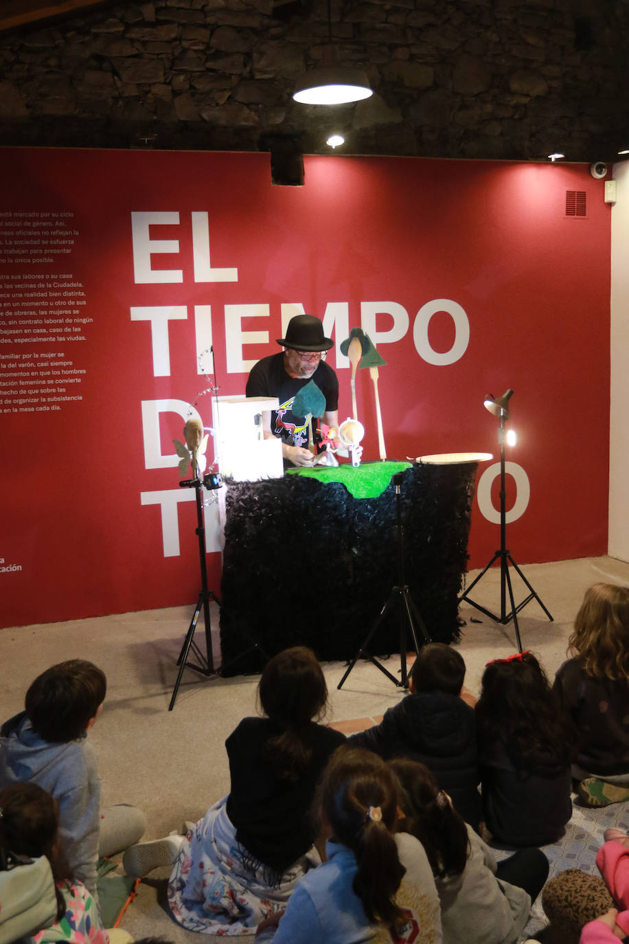 Música, arte y teatro en la Noche Blanca de Gijón