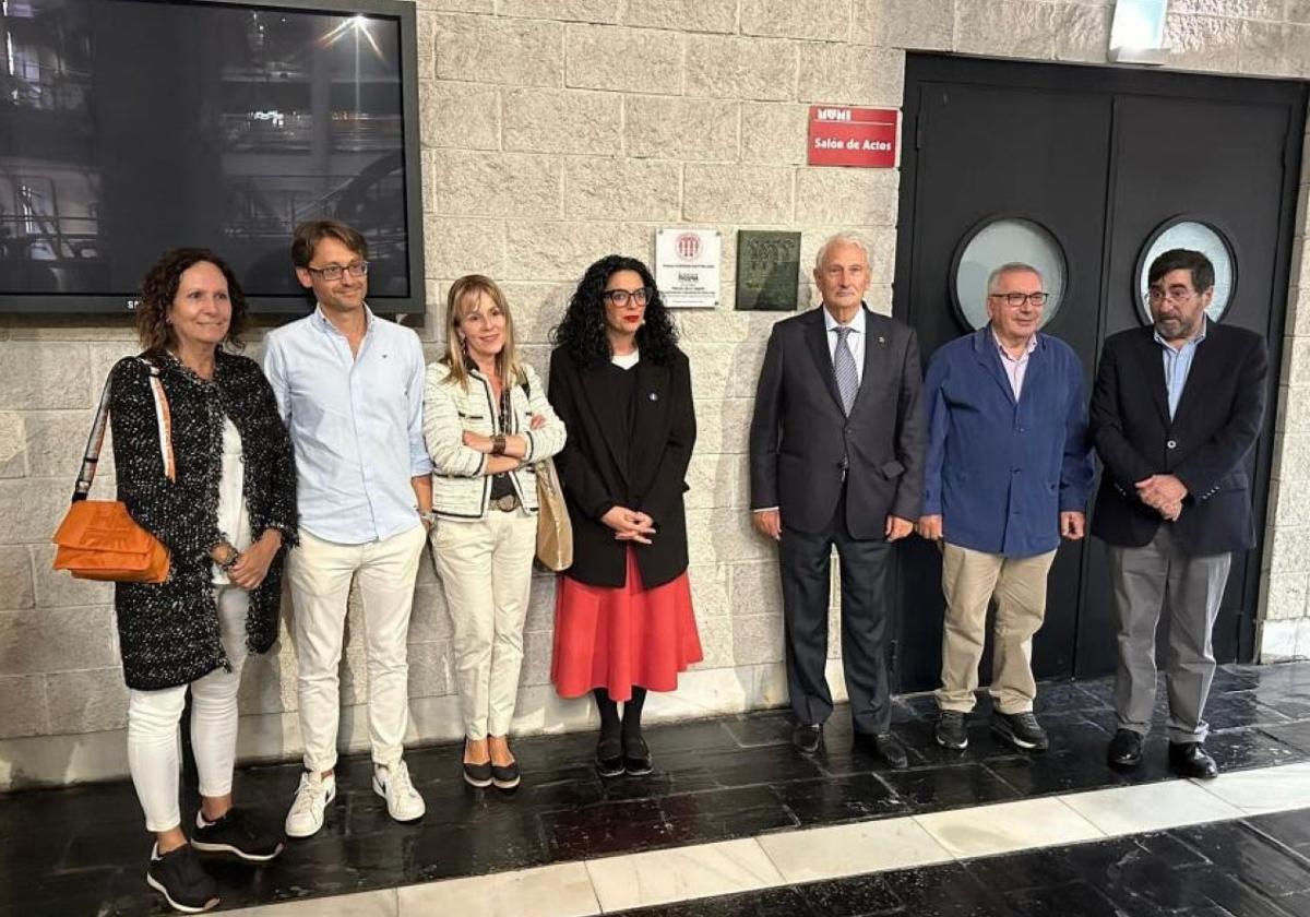 La consejera de Cultura, Vanessa Gutiérrez, junto a representantes de Incuna y de Hispania Nostra en el Museo de la Minería.