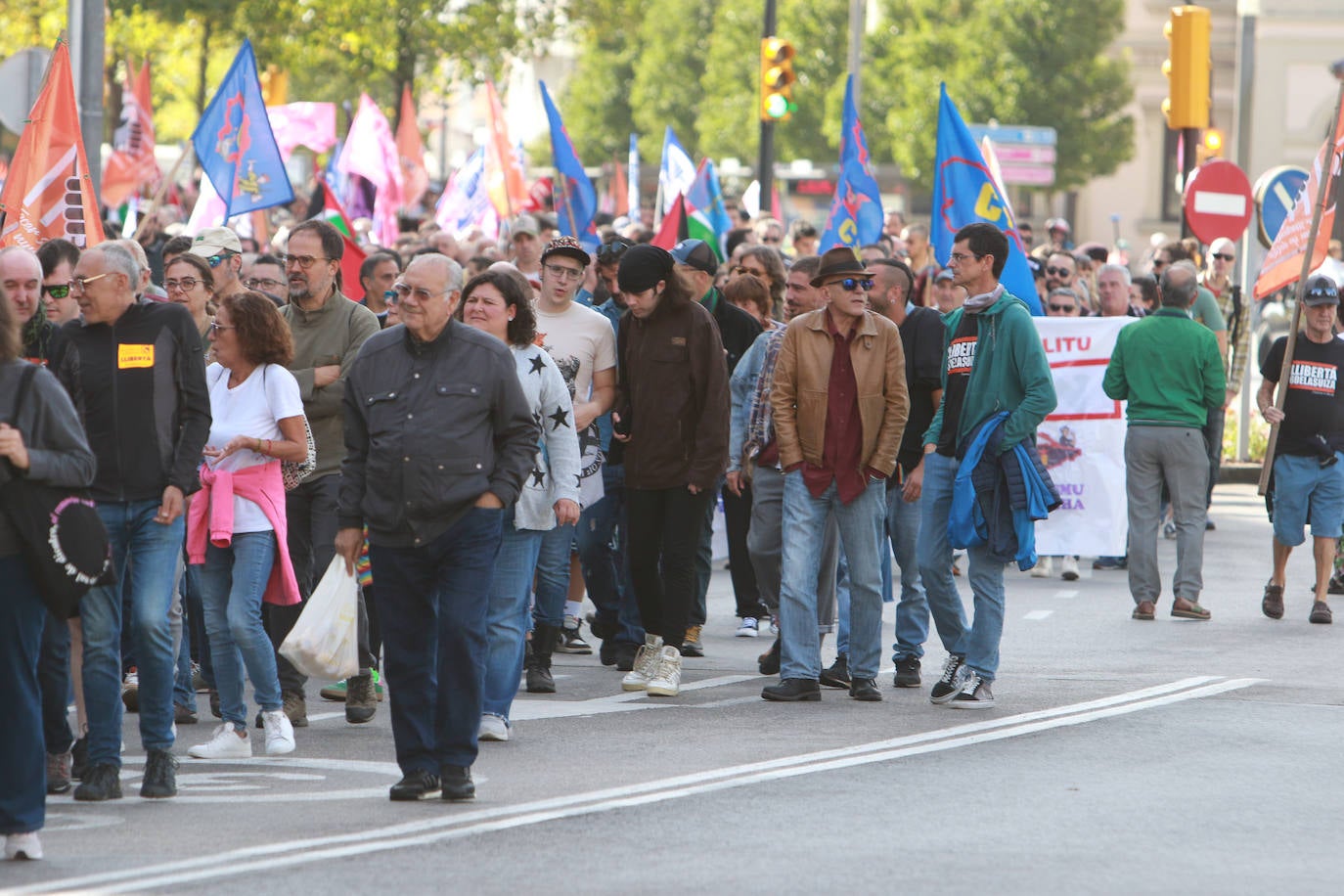 Marcha de apoyo del sindicalismo en Gijón a &#039;Los seis de la Suiza&#039;