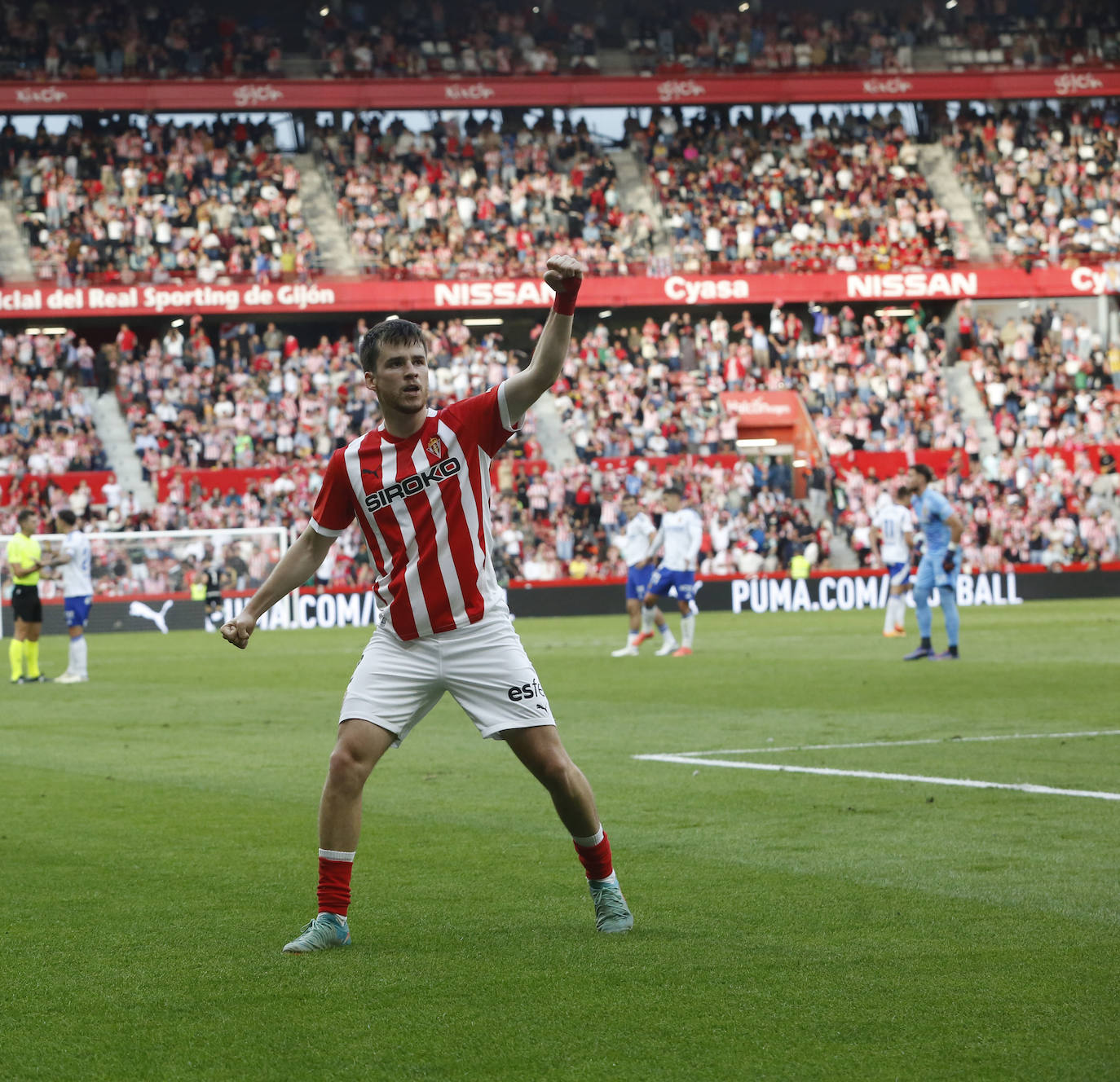 Las mejores imágenes del Sporting de Gijón - Real Zaragoza