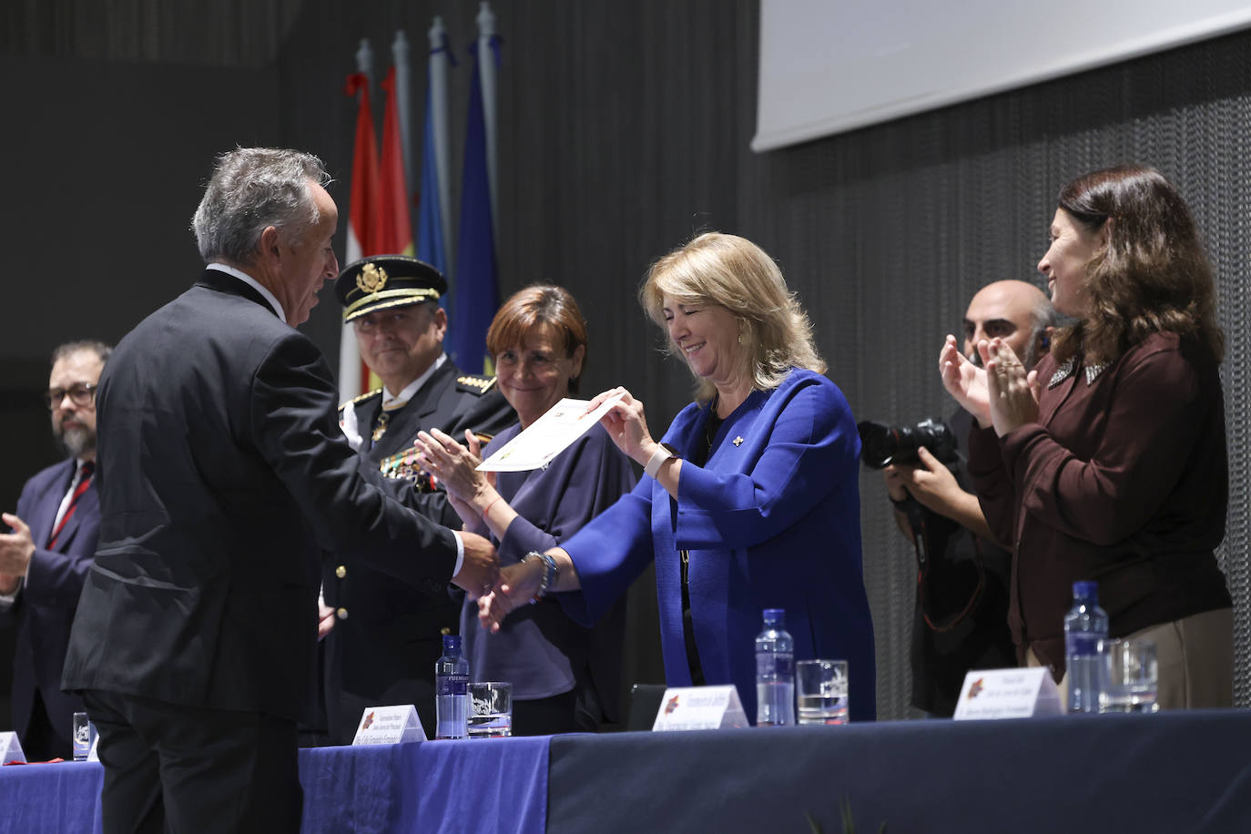 Honores y devoción en Gijón por los Santos Custodios