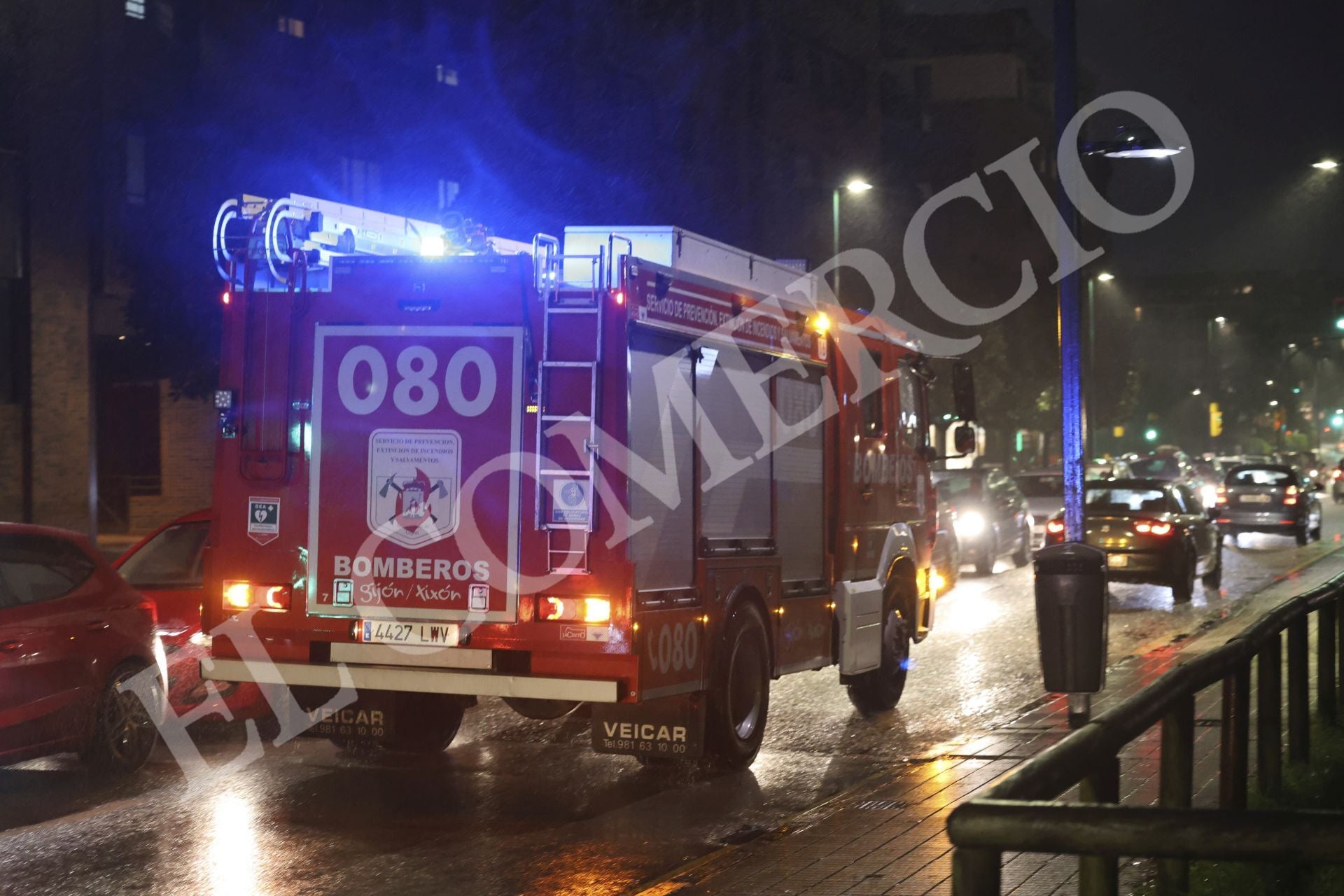 Amplio dispositivo en Gijón para hallar una cabeza en la zona de El Piles