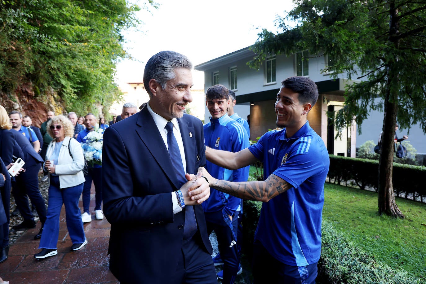 La Santina bendice al Real Oviedo, en imágenes