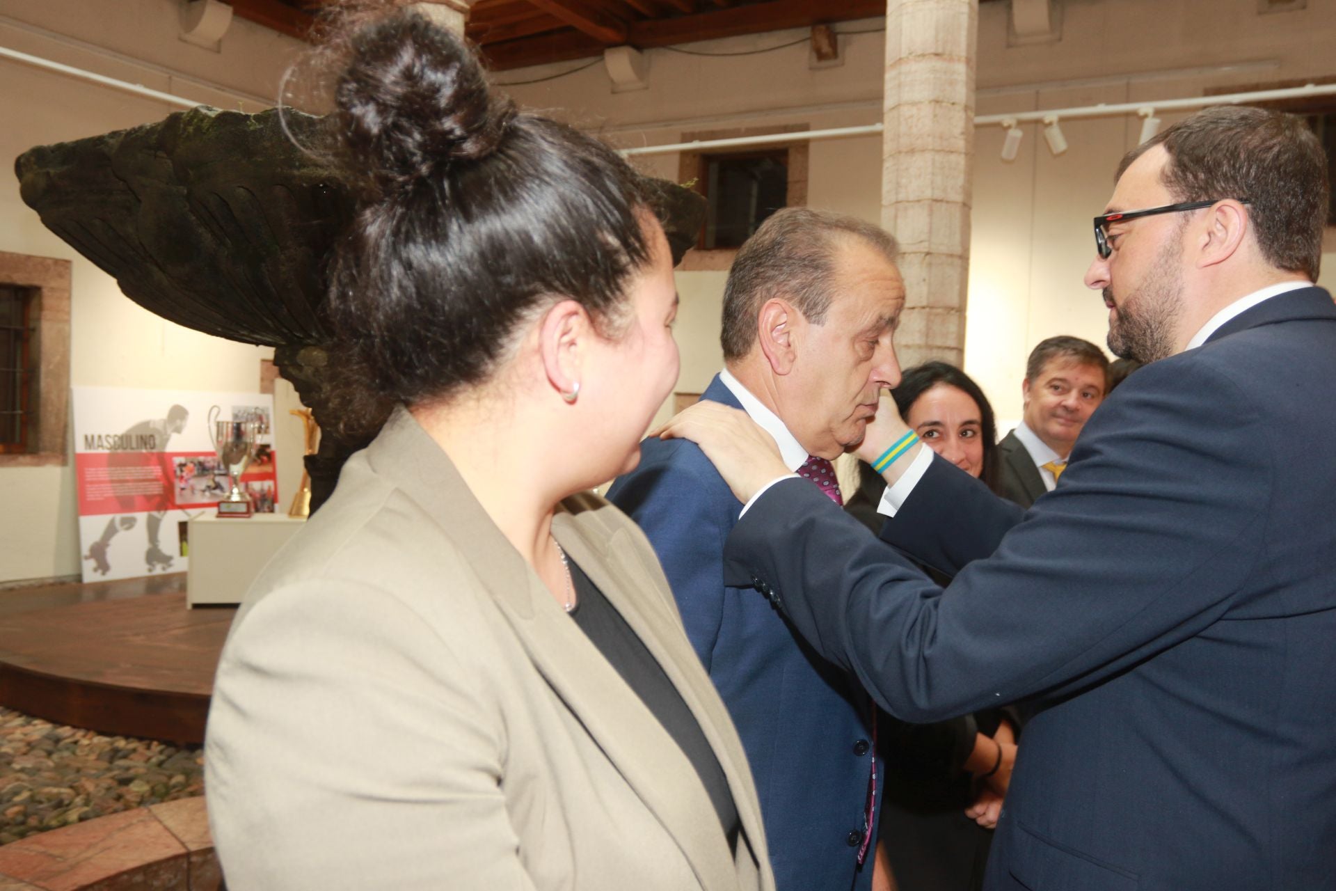 Moscones de Oro a quienes «representan la cultura de un pueblo y la búsqueda de la excelencia»