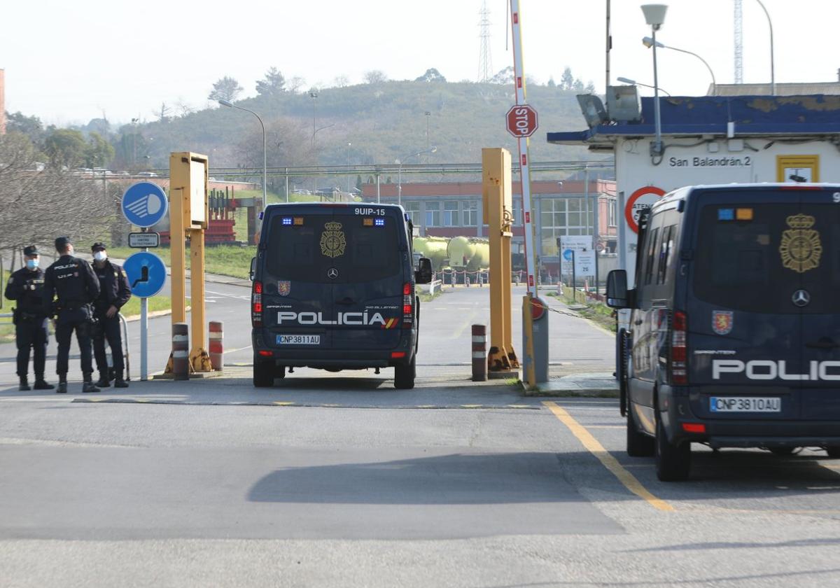 La actividad de la Policía Nacional fue clave para desvelar las irregularidades en la gestión de Alu Ibérica.
