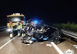 Dos heridos de consideración en un aparatoso accidente de tráfico en la A-8, en Colunga
