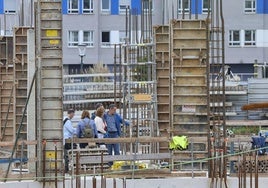 Trágico accidente laboral en Gijón: fallece un trabajador en una obra de Nuevo Roces