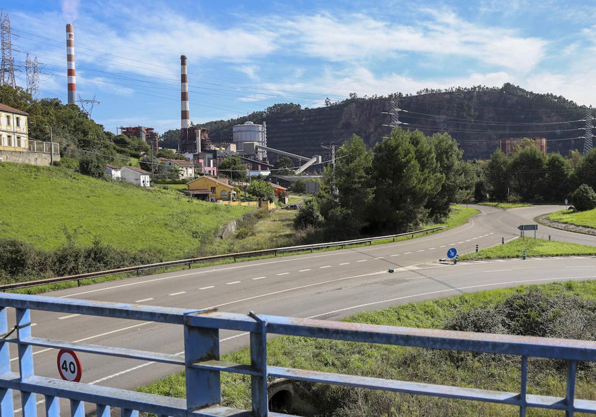 Transportes exige la «renuncia oficial» al vial de Jove y su «justificación» antes de ver alternativas