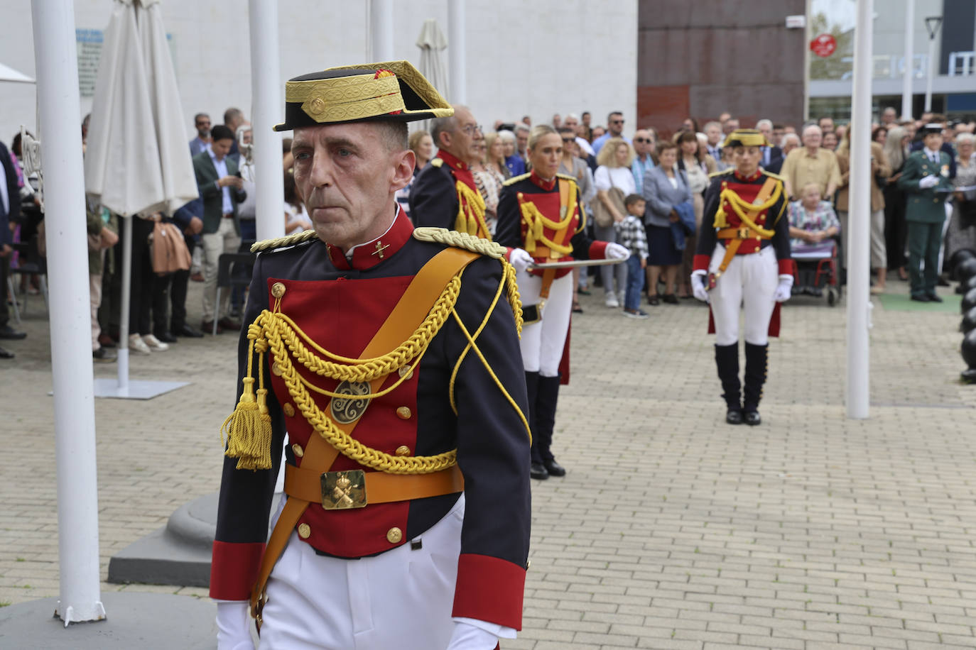 La Guardia Civil celebra el Día del Pilar en Gijón