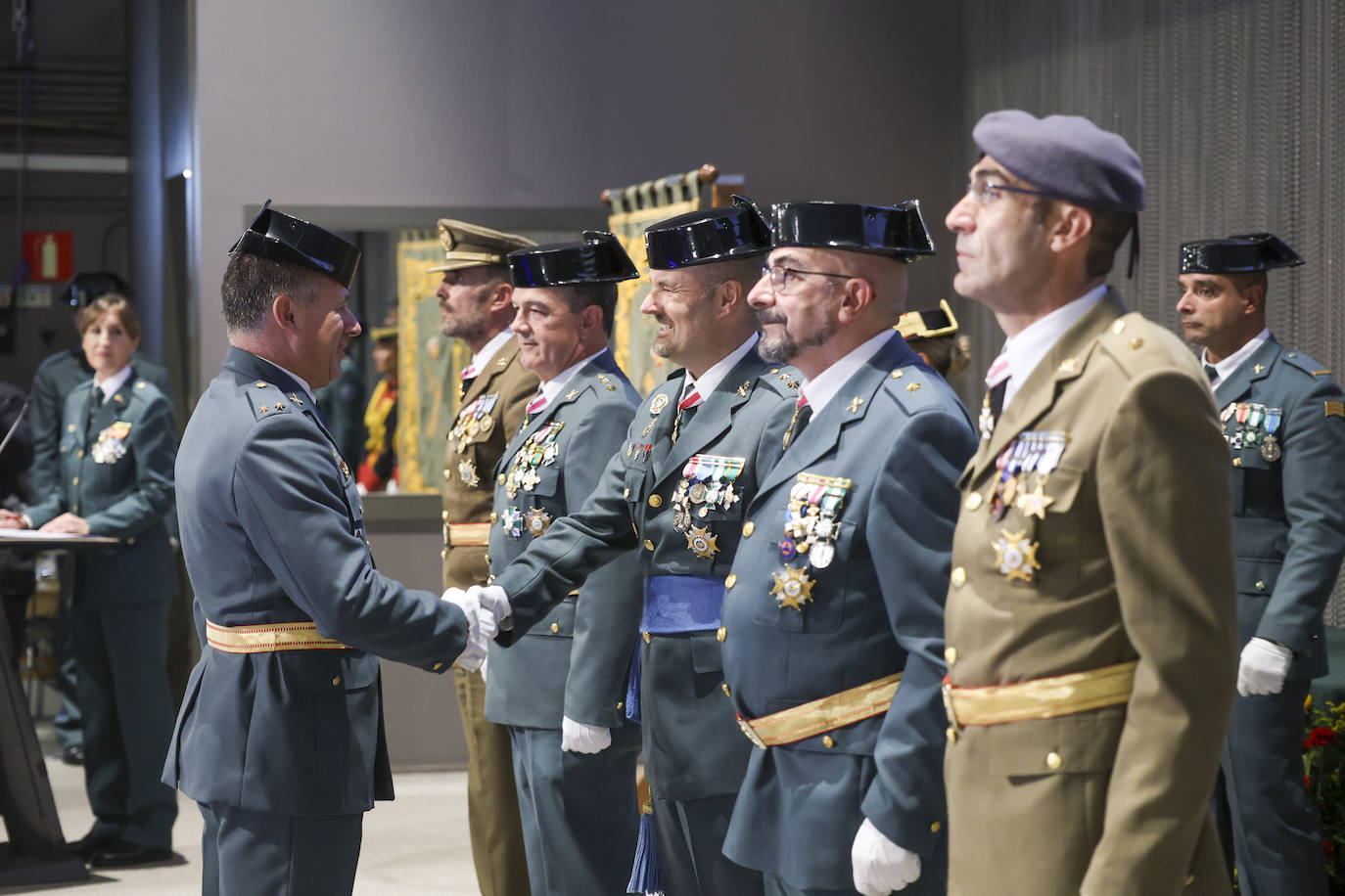 La Guardia Civil celebra el Día del Pilar en Gijón