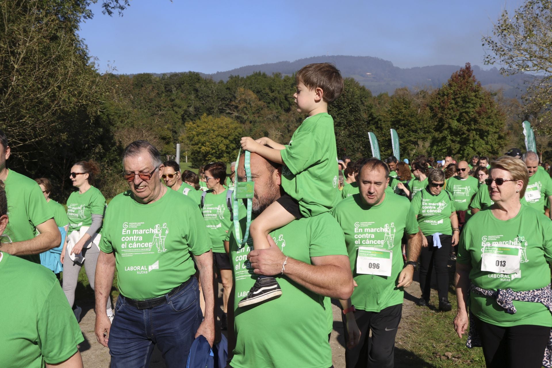 Marea en Villaviciosa por «más investigación» contra el cáncer