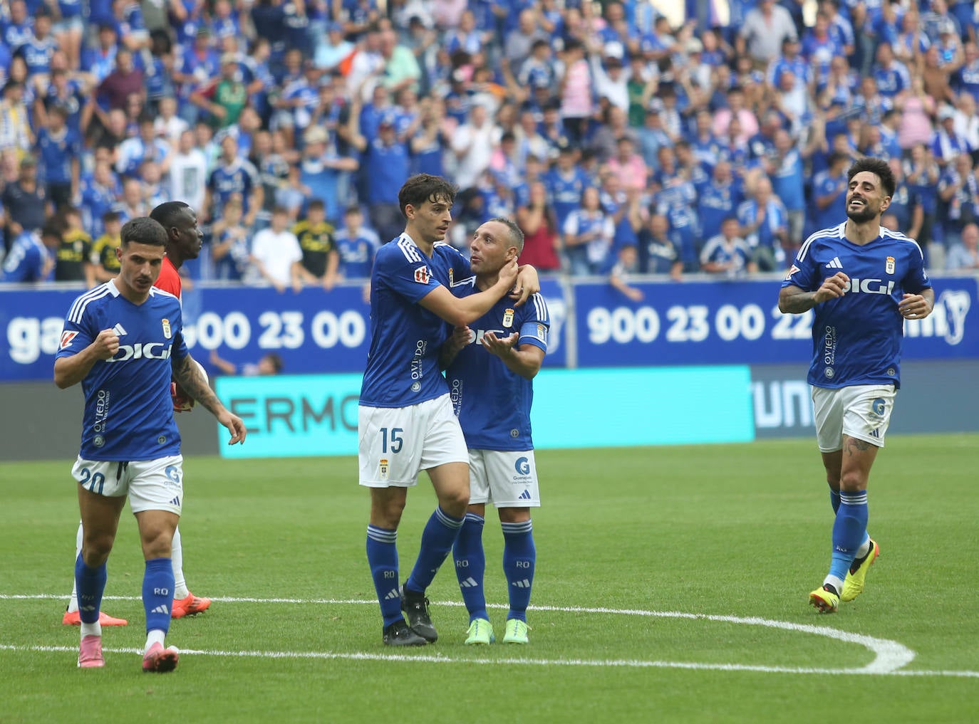 Las mejores imágenes del Real Oviedo contra el Almería (3-2)