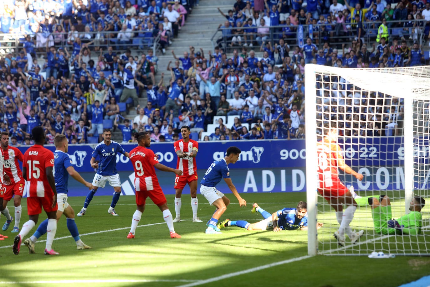 Las mejores imágenes del Real Oviedo contra el Almería (3-2)