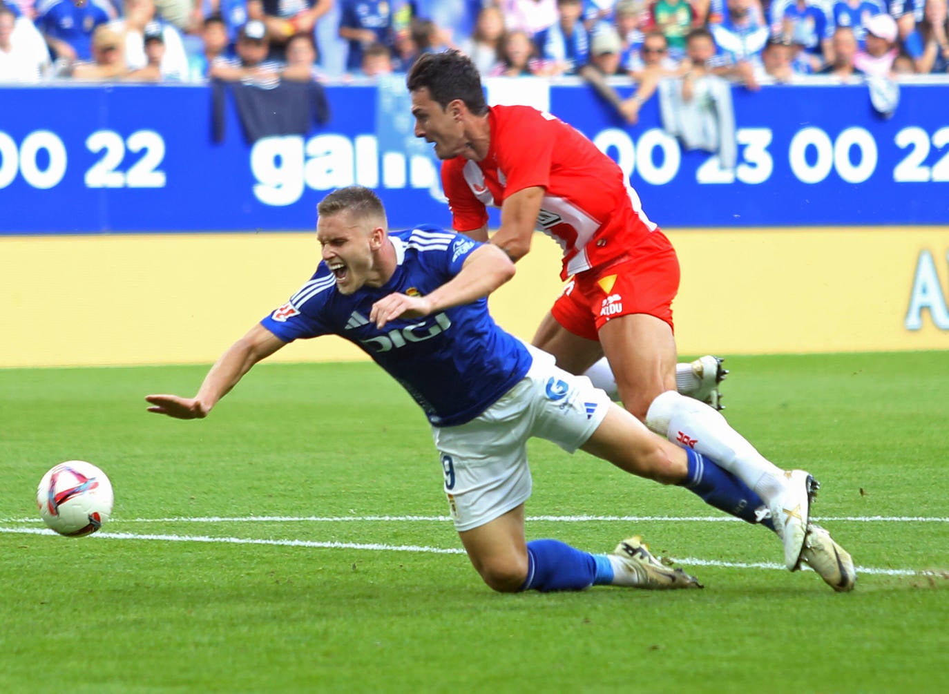 Las mejores imágenes del Real Oviedo contra el Almería (3-2)