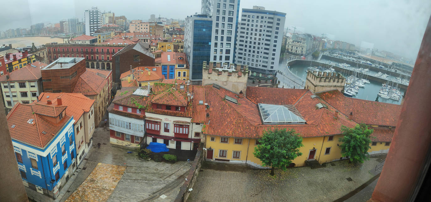 Las vistas desde la Torre del Reloj de Gijón