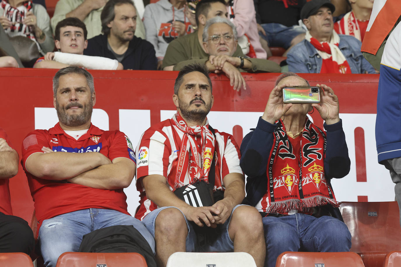 ¿Estuviste en el Sporting - Castellón? ¡Búscate!