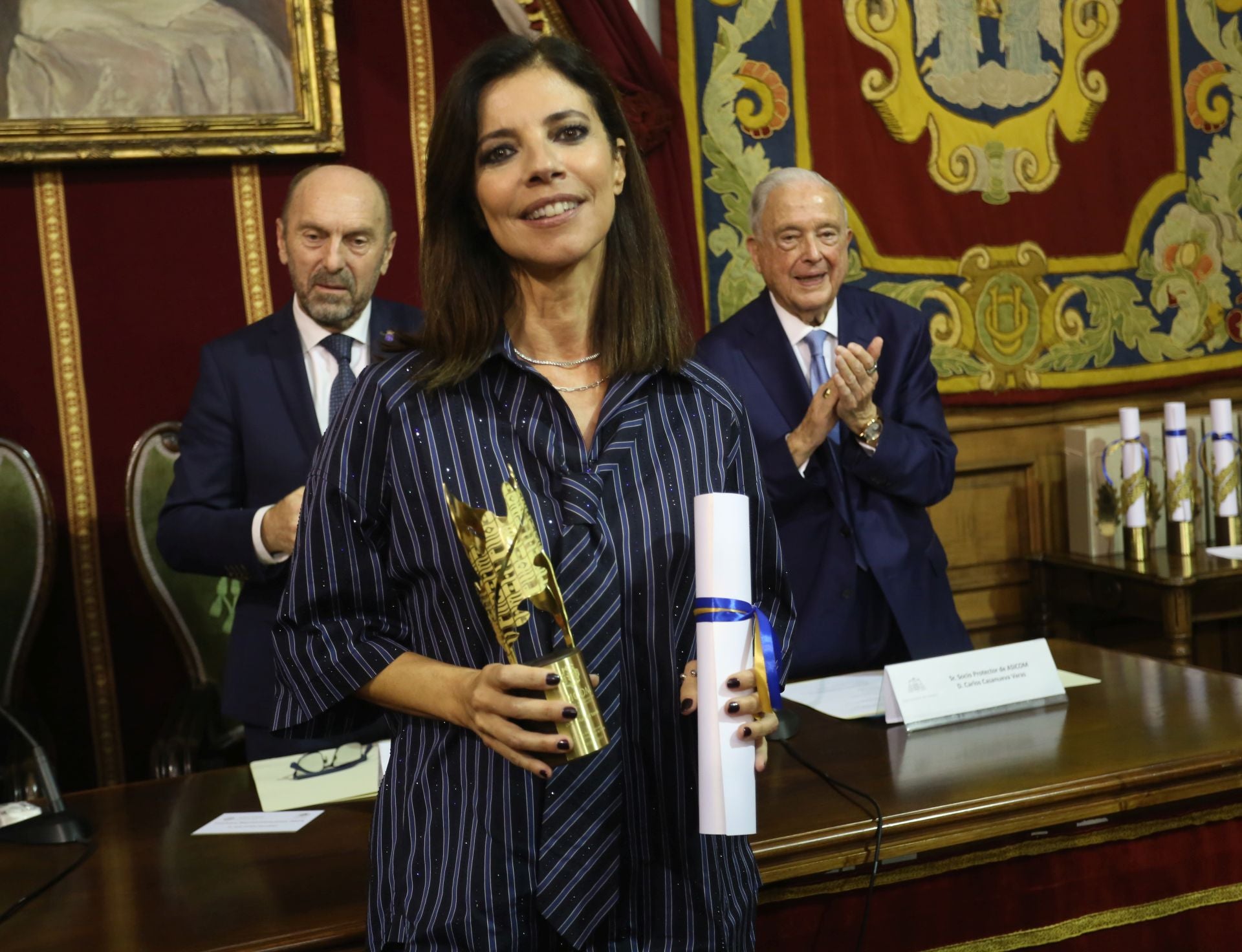 Maribel Verdú, Cayetano Martínez de Irujo o Luis Cobos, en los premios Asicom 2024