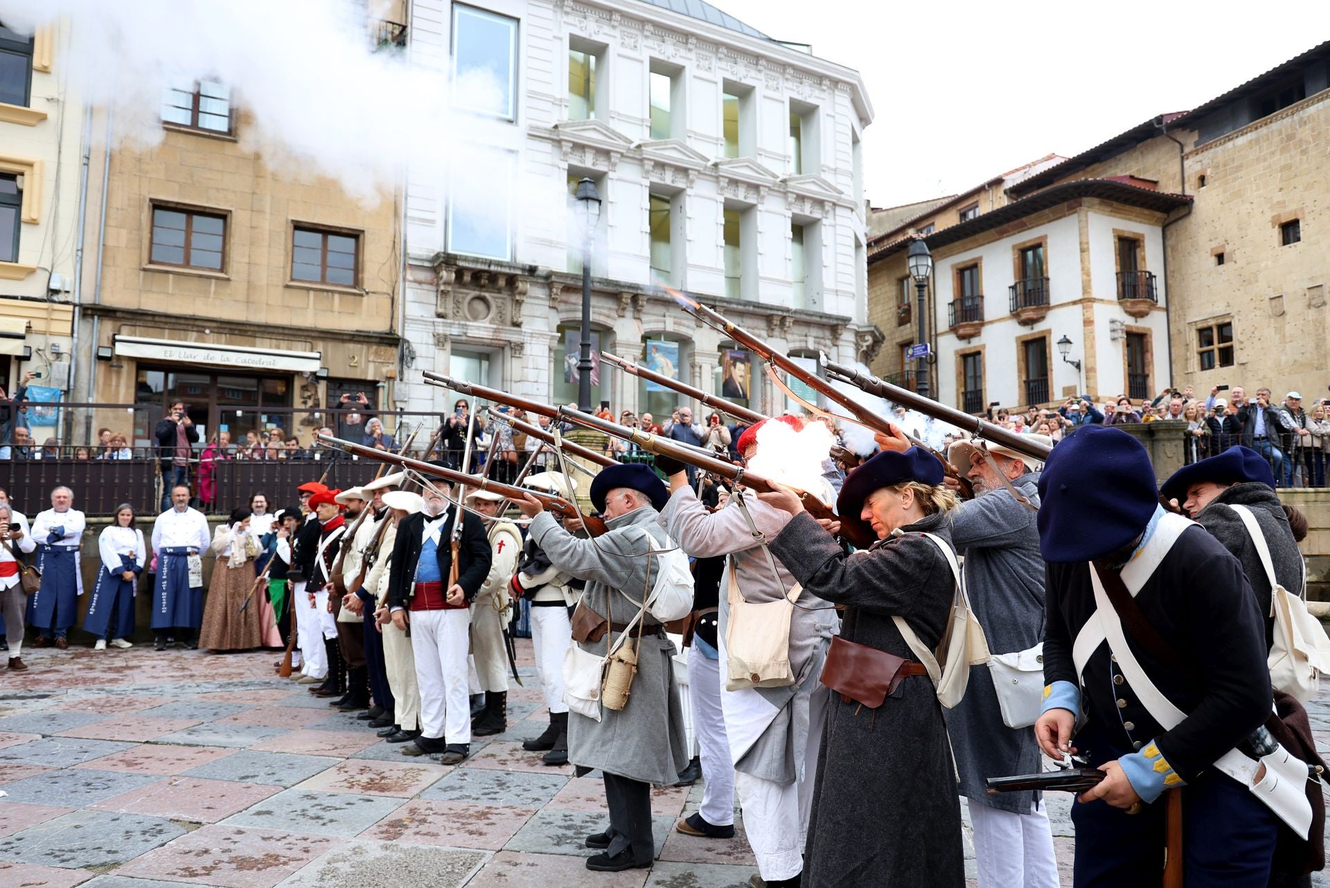 Oviedo vuelve a las armas: las recreaciones históricas de las guerras carlistas