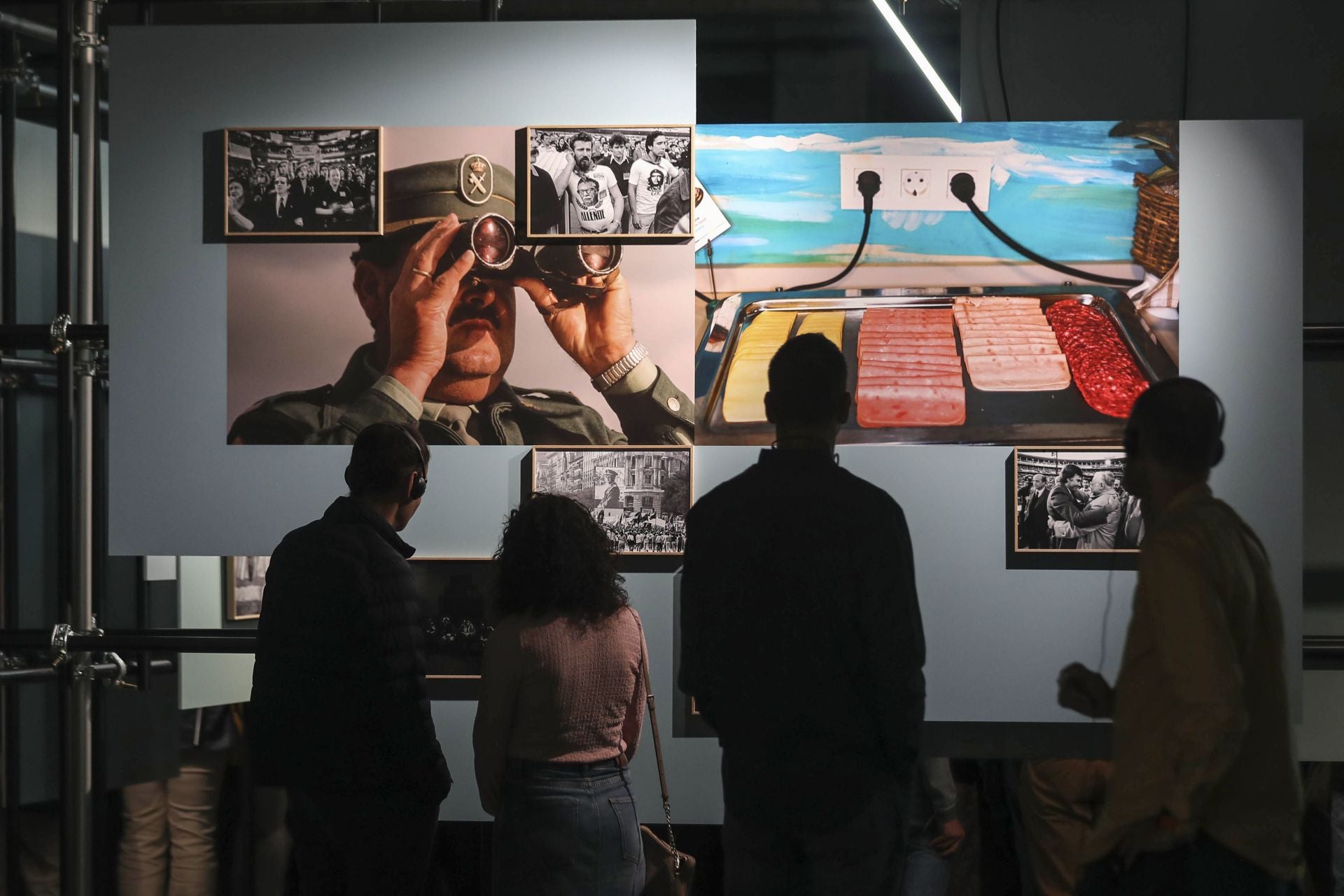 Parte de la exposición de imágenes seleccionadas por Magnum Photos, Premio Princesa de Asturias de la Concordia 2024, que puede verse en la Fábrica de Armas de Oviedo.