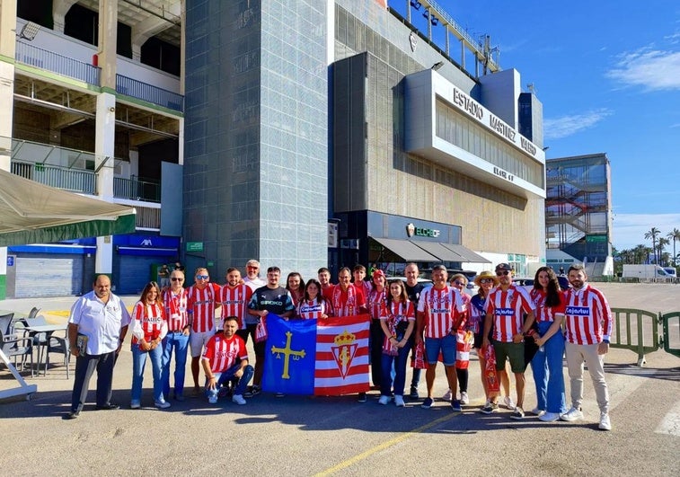 Aficionados del Sporting en Elche.