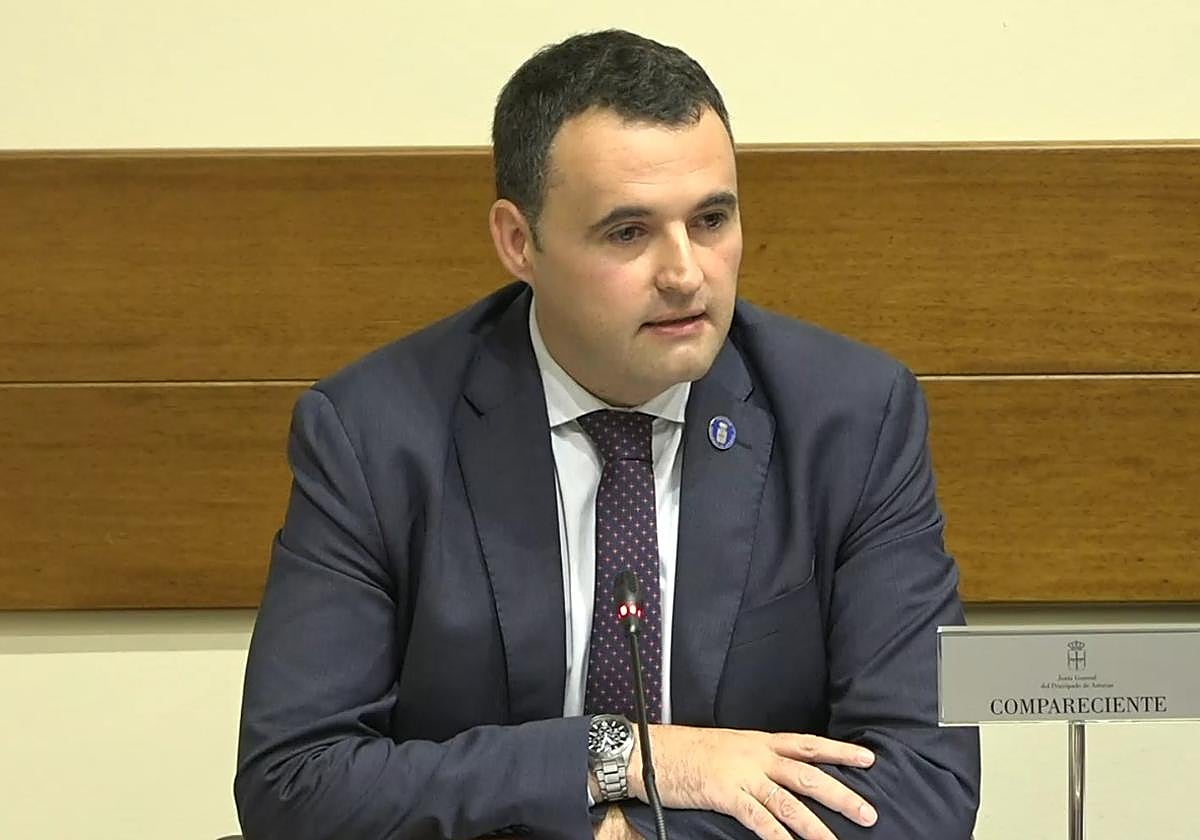 El consejero de Hacienda, Guillermo Peláez