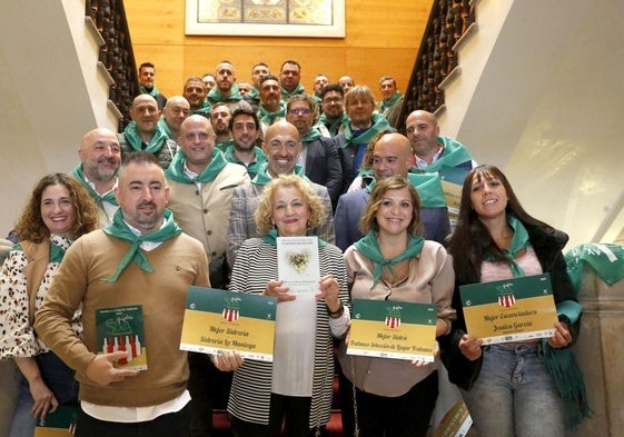 Todos los premiados en Gijón de Sidra.