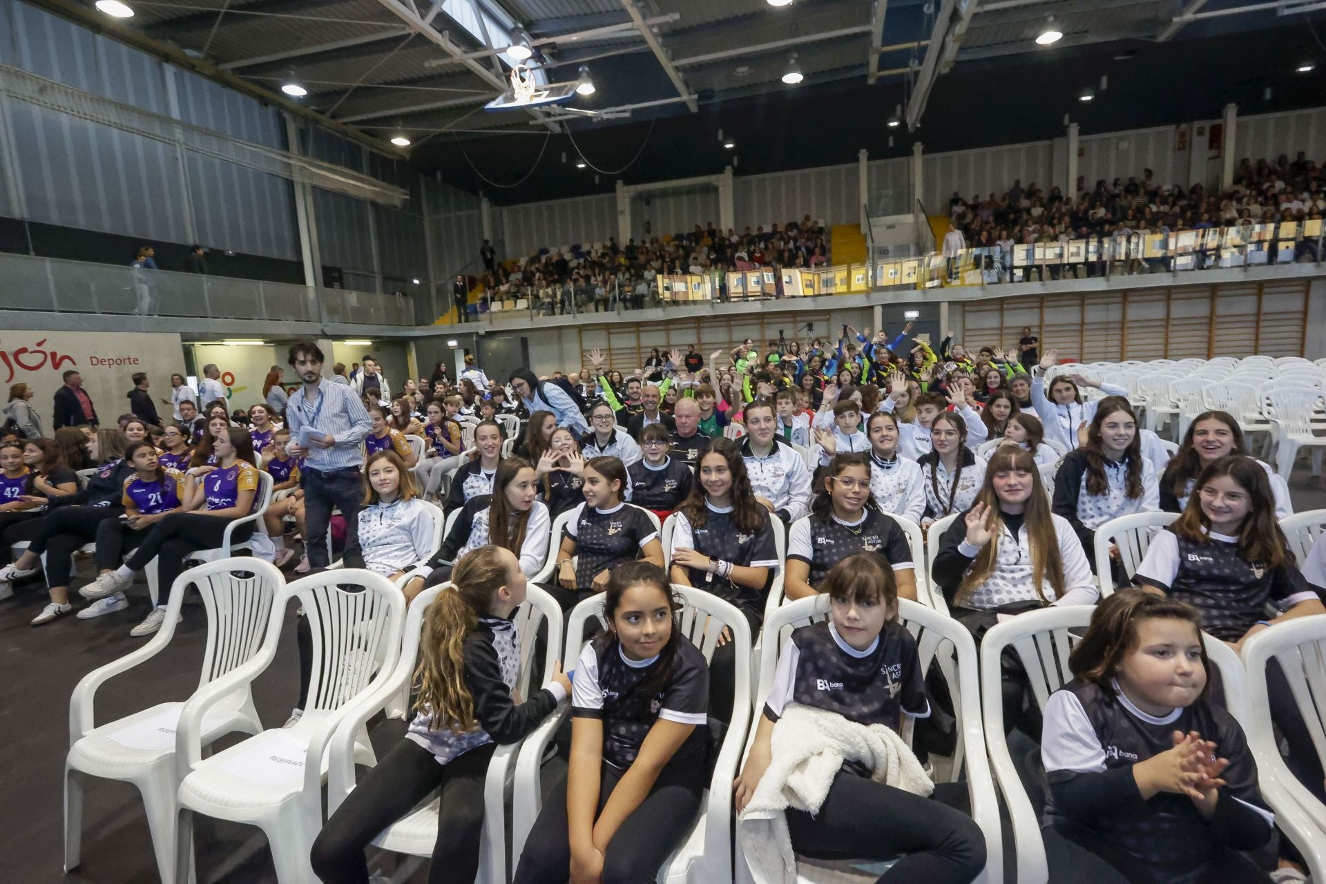 Carolina Marín crea escuela en Gijón junto a Craviotto