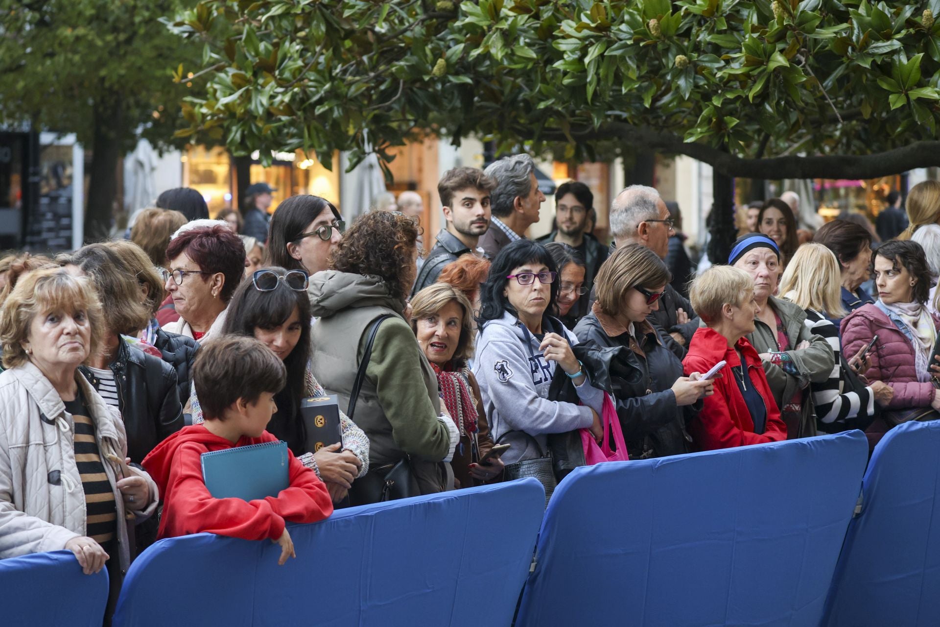 Los mejores momentos de la charla entre Joan Manuel Serrat e Iñaki Gabilondo en el Teatro Jovellanos