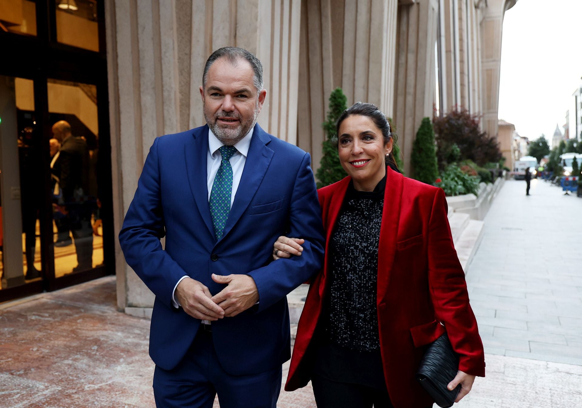 Elegancia y sobriedad entre los invitados al concierto previo a los Premios Princesa de Asturias