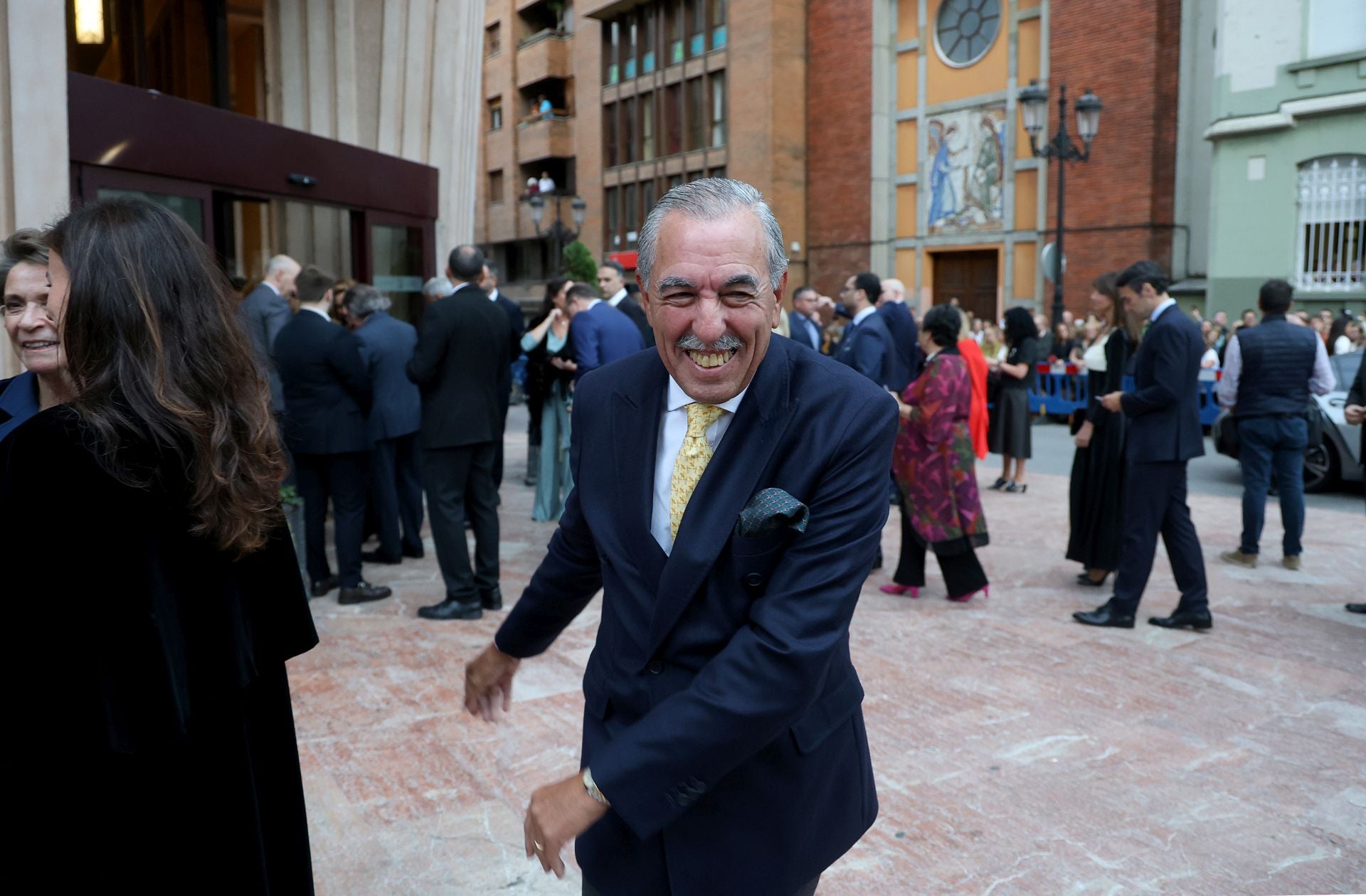 Elegancia y sobriedad entre los invitados al concierto previo a los Premios Princesa de Asturias