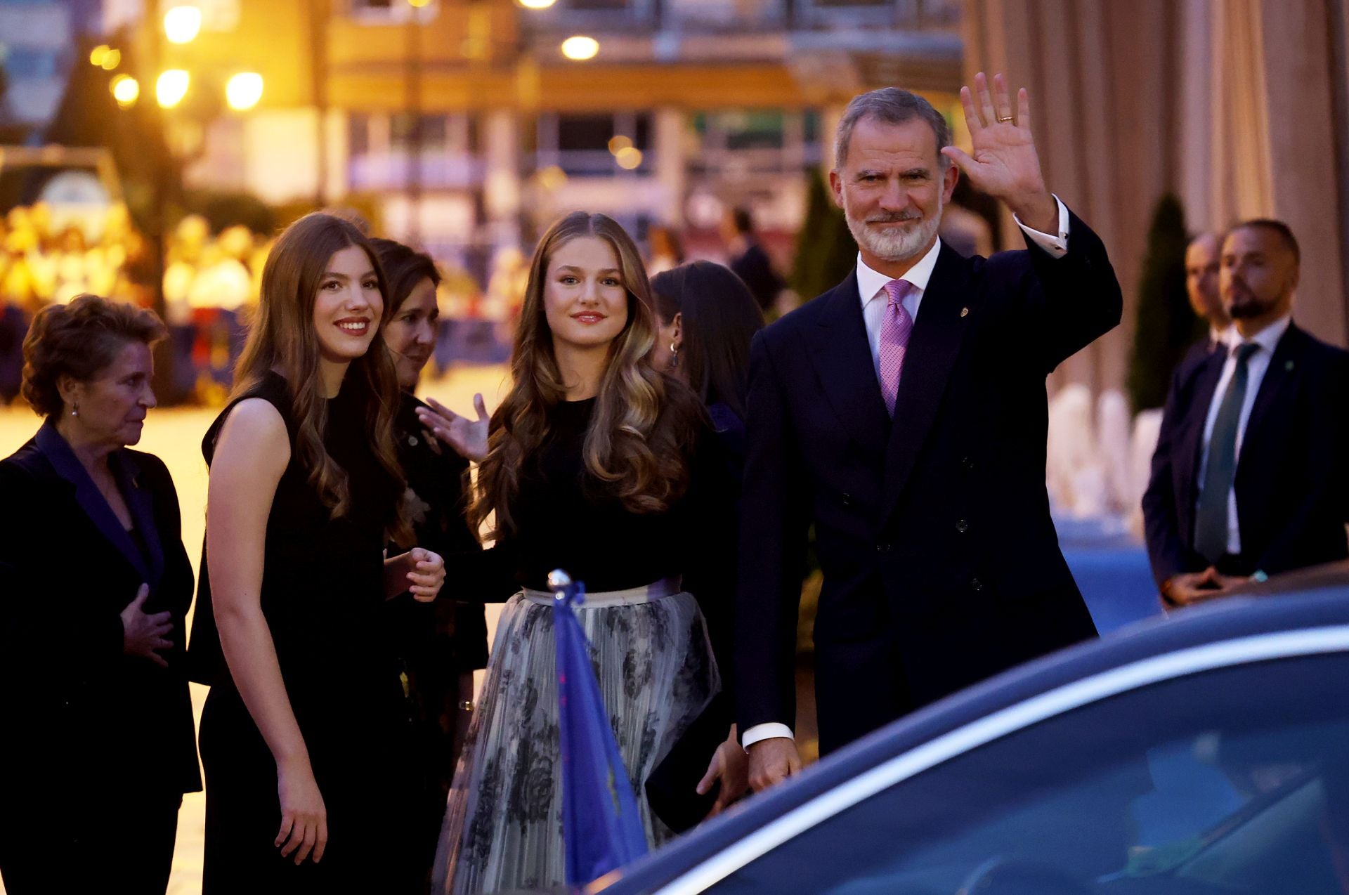 Elegancia y sobriedad entre los invitados al concierto previo a los Premios Princesa de Asturias