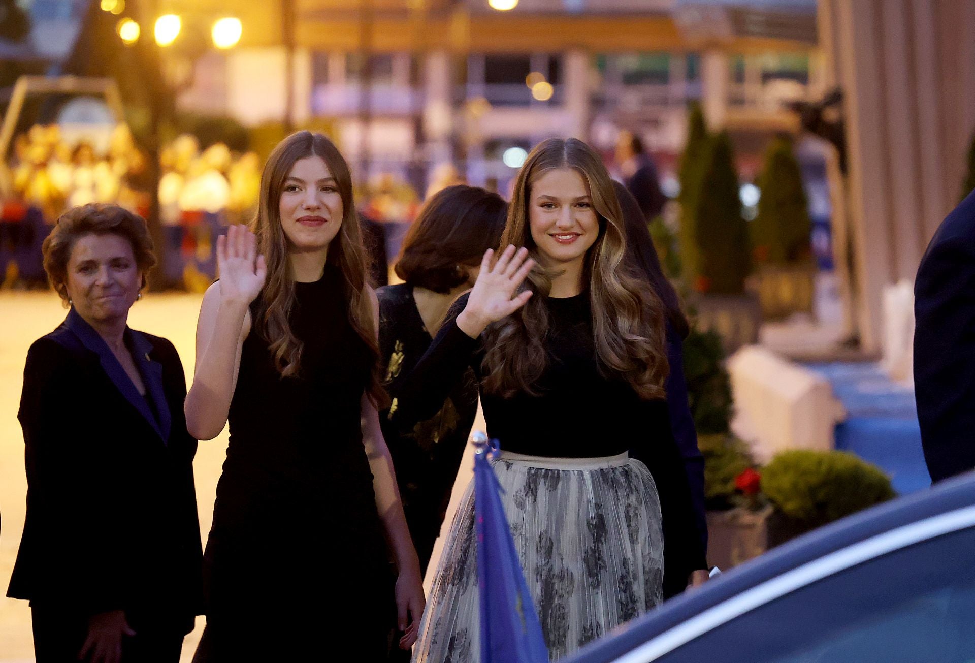 Elegancia y sobriedad entre los invitados al concierto previo a los Premios Princesa de Asturias