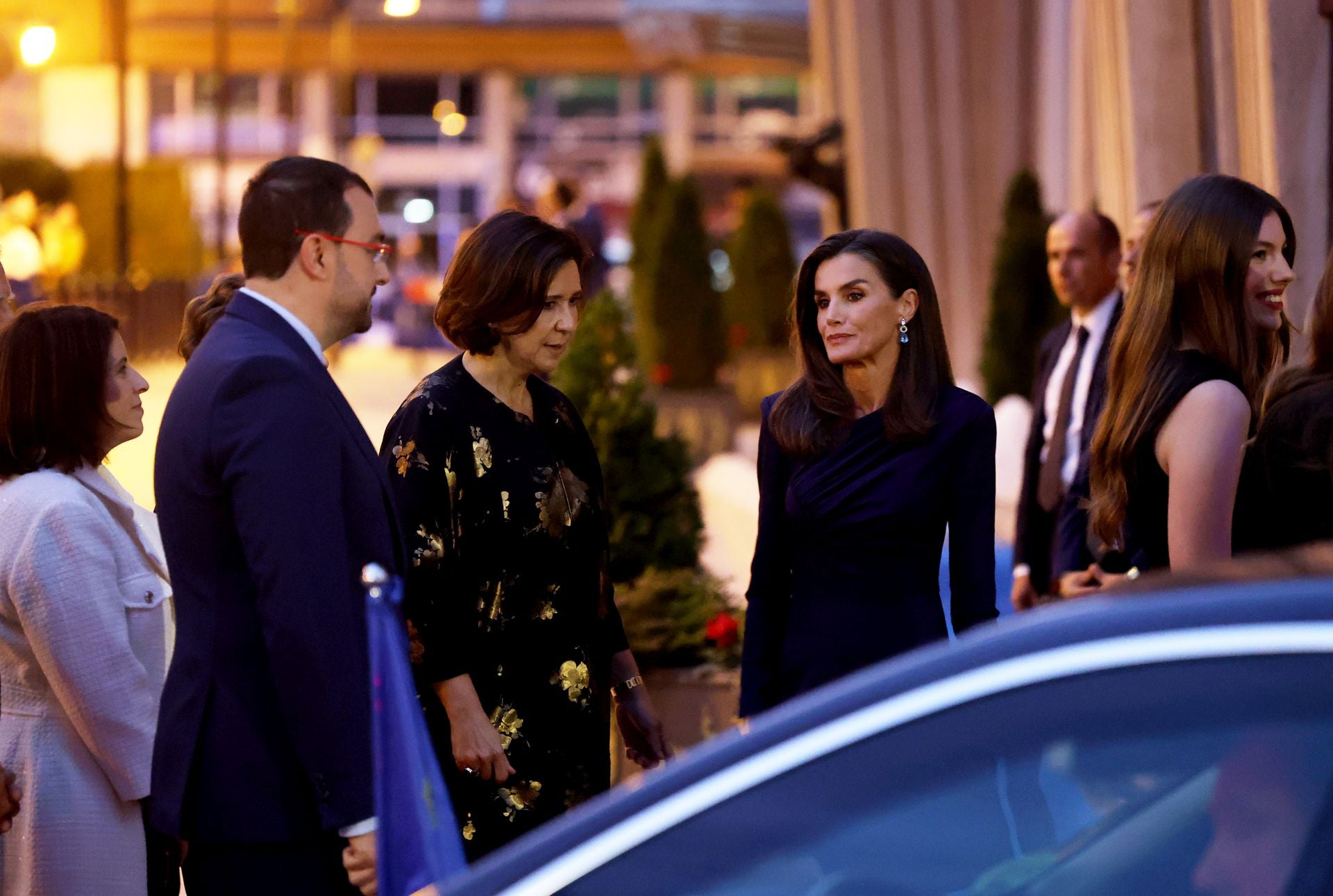 Elegancia y sobriedad entre los invitados al concierto previo a los Premios Princesa de Asturias