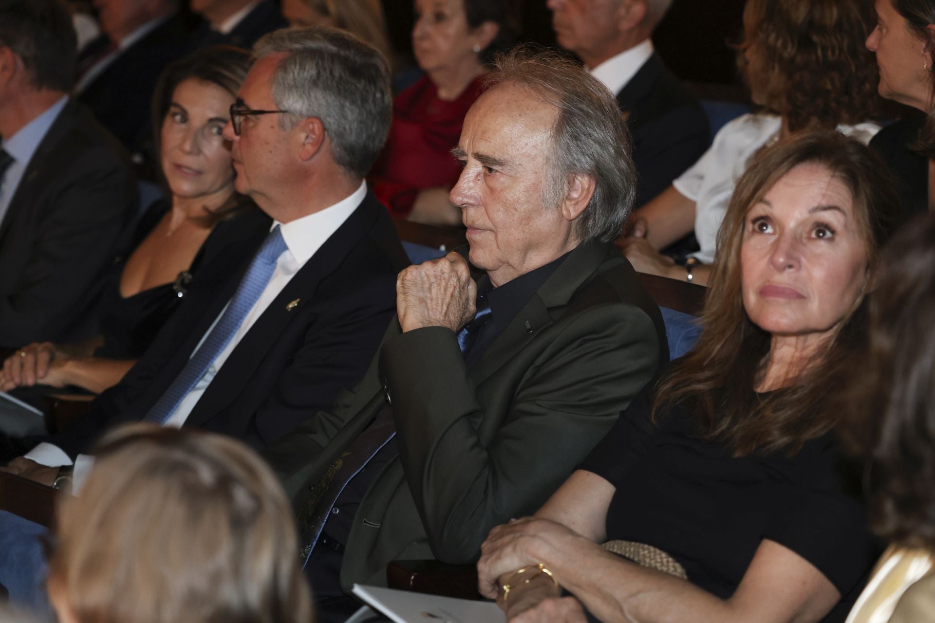 Los estilismos de la Familia Real en el concierto previo a los Premios Princesa de Asturias