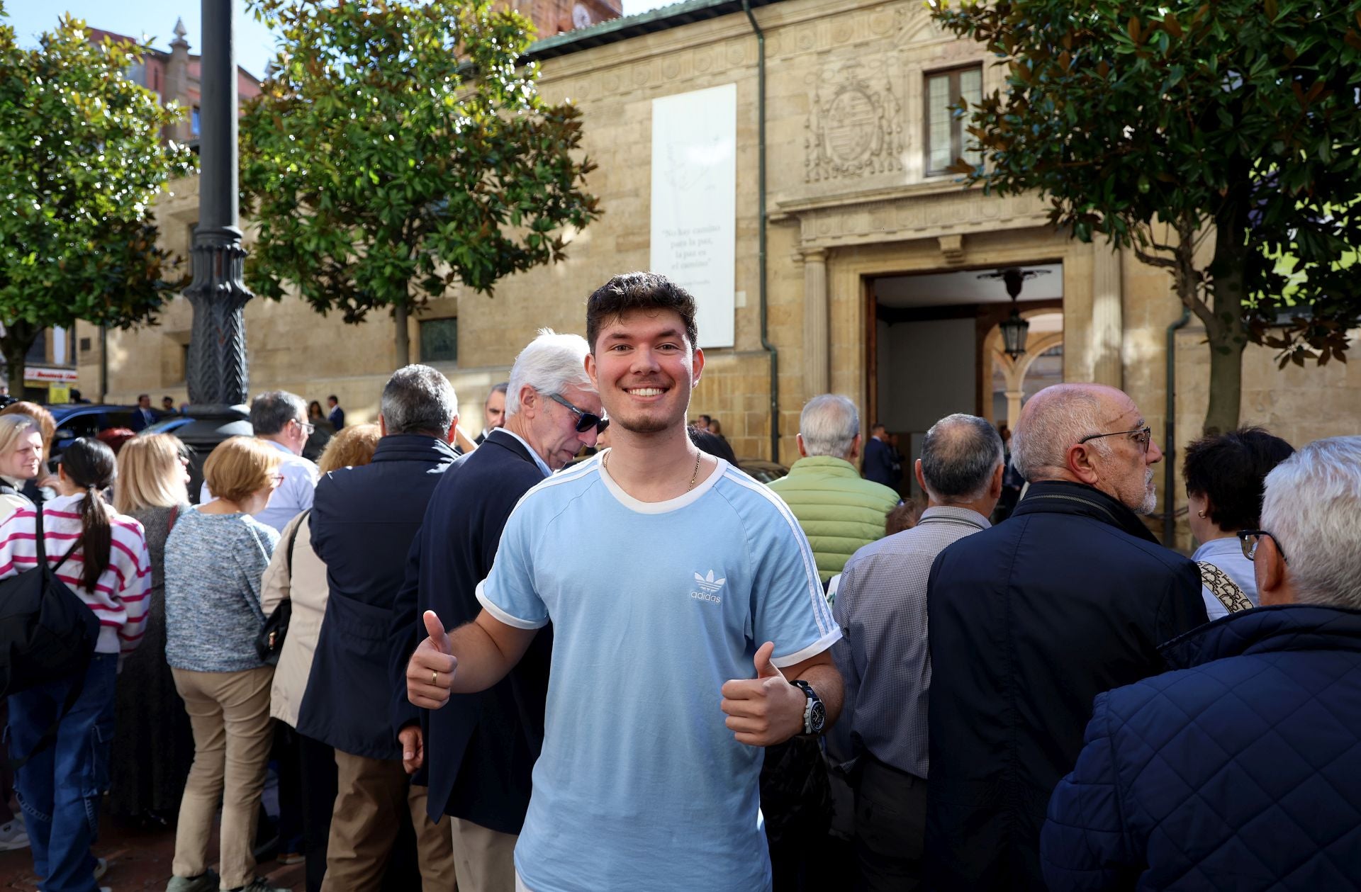 Multitudinario recibimiento a la Princesa Leonor en Oviedo