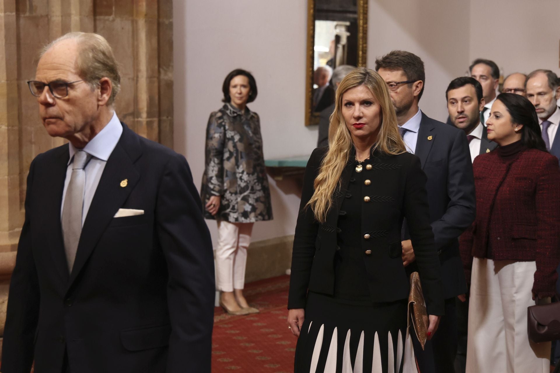 Sonrisas y cercanía: las imágenes de las audiencias de la Familia Real en el Reconquista