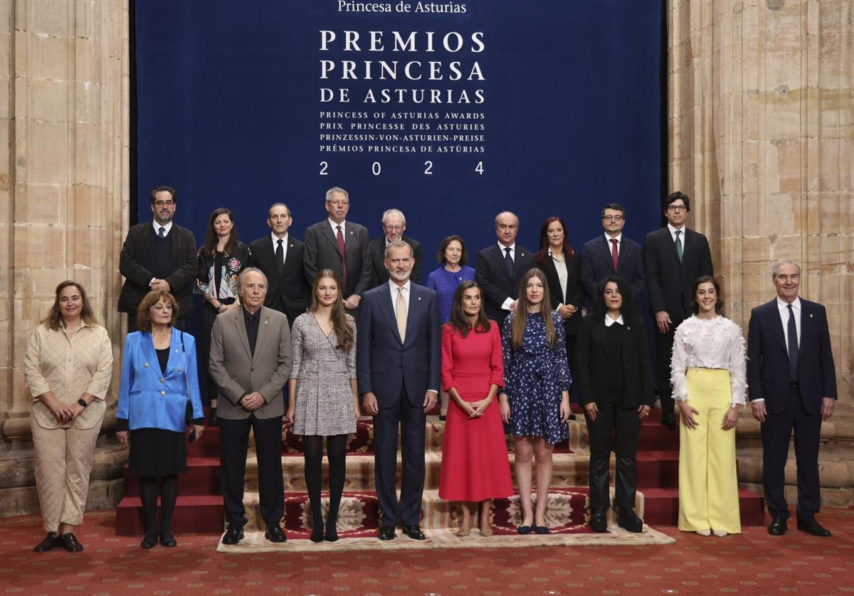 Recepción de la Familia Real a los Premios Princesa de Asturias.