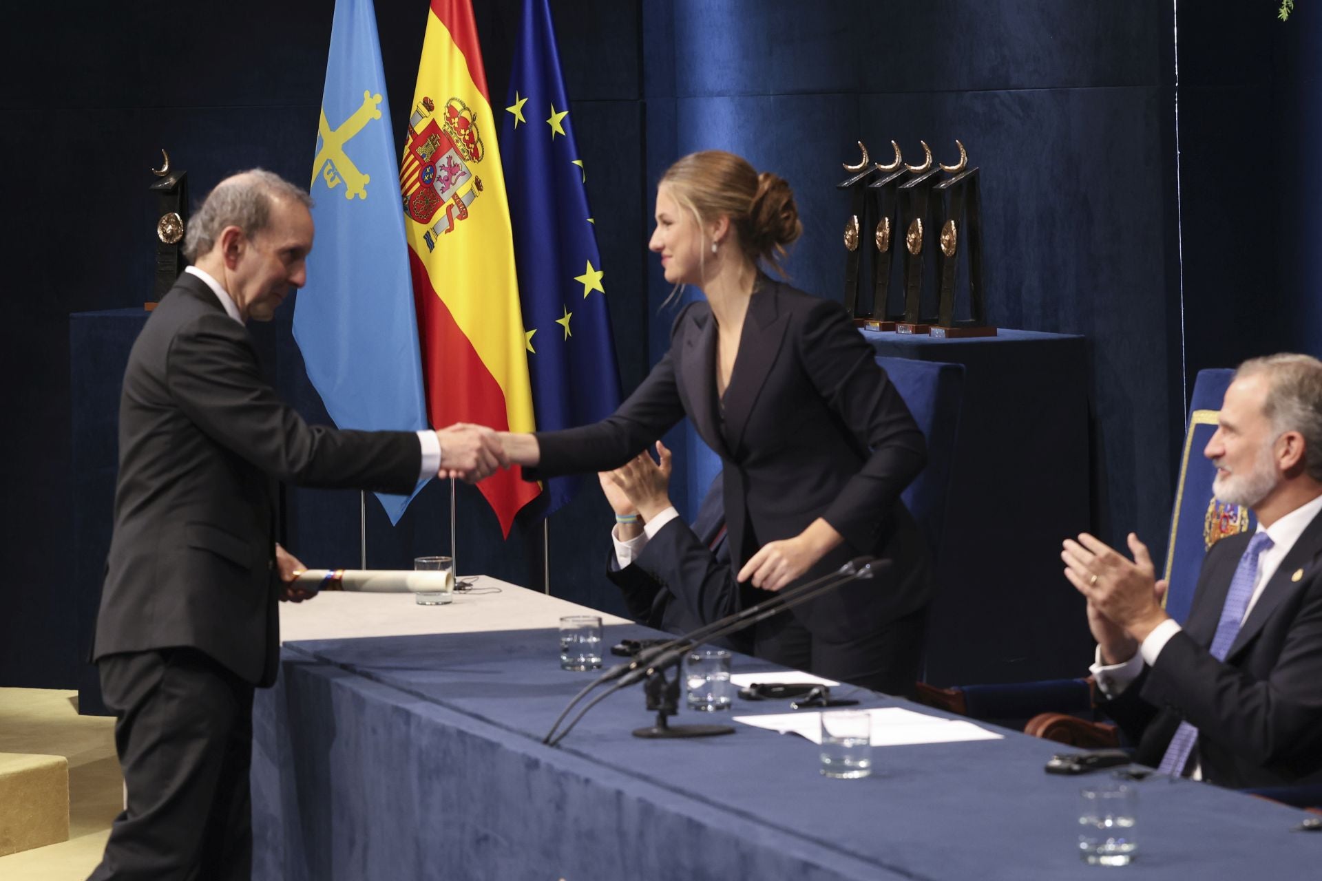 Emoción y sorpresas en la ceremonia de entrega de los Premios Princesa de Asturias