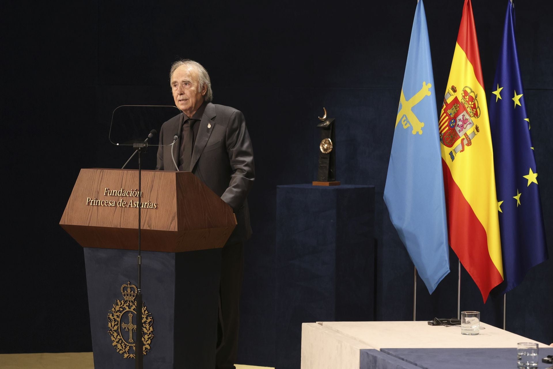 Emoción y sorpresas en la ceremonia de entrega de los Premios Princesa de Asturias