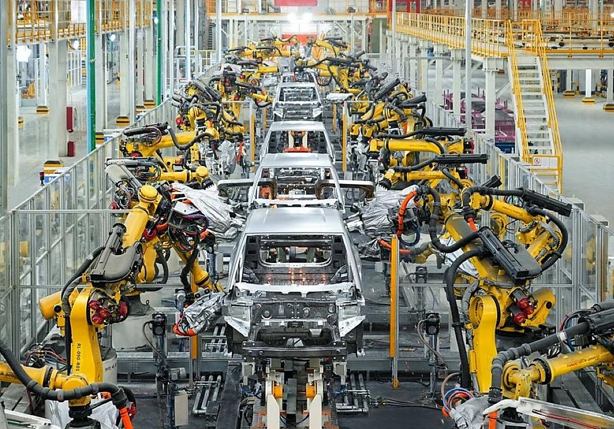 La china BYD ya es la primera fabricante de coches eléctricos del mundo.