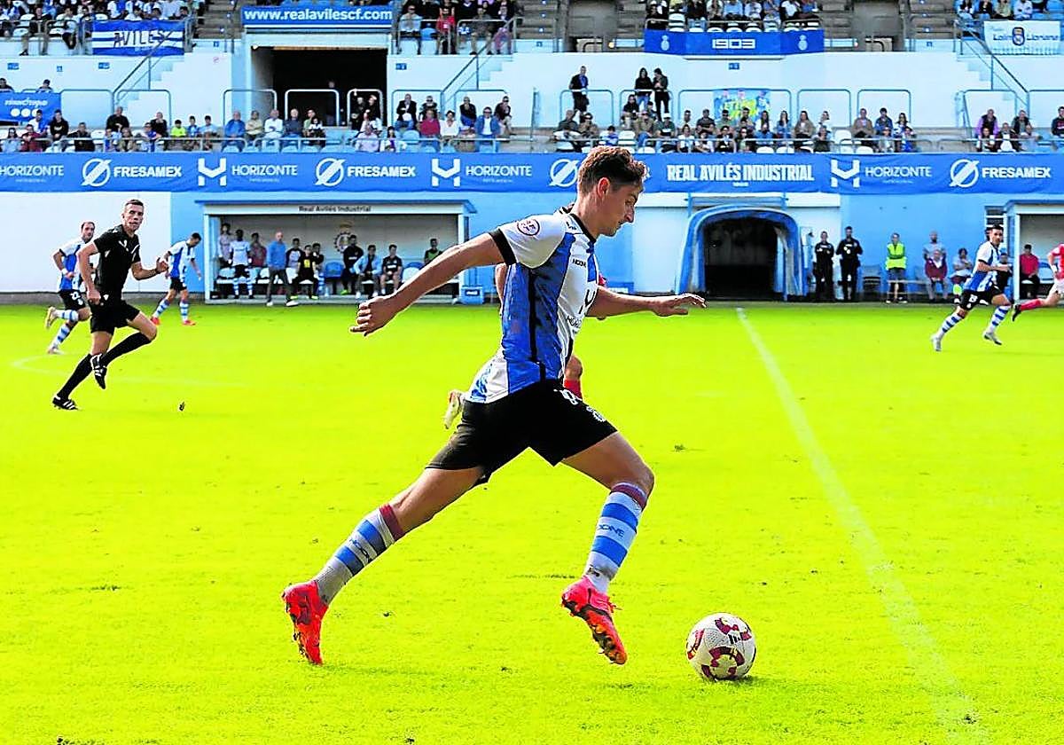 Así te hemos contado el partido en directo: El Real Avilés firma tablas con el SD Compostela