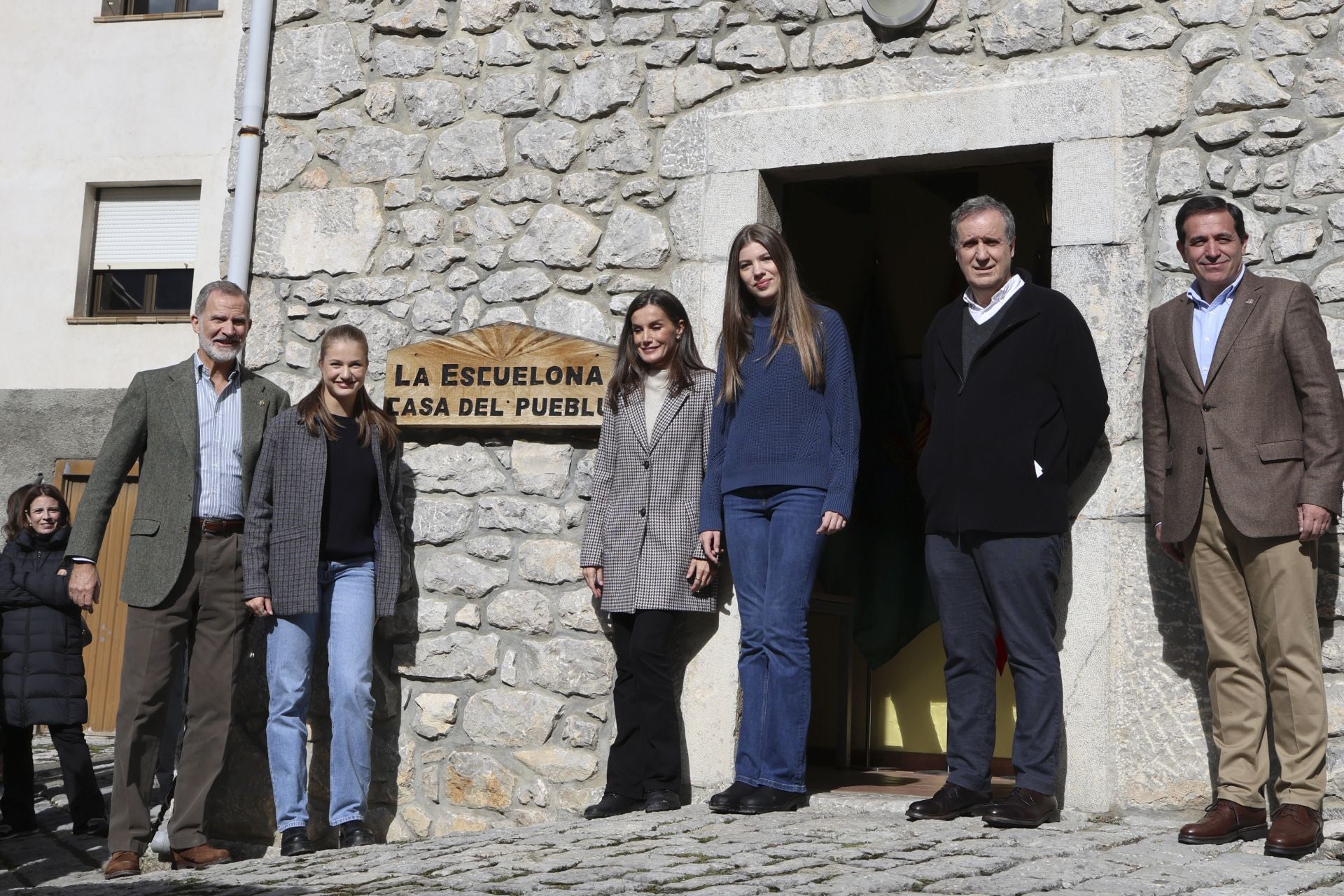 Sotres, pletórico: la visita real al Pueblo Ejemplar de Asturias, en imágenes