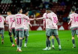 El Sporting arrancó con fuerza el primer tiempo con los goles de Campuzano y Otero.